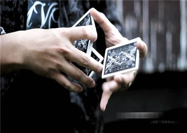 Awesome Black Cross Card Thẻ Magic Card Kỹ năng Poker Card cho Magic Show